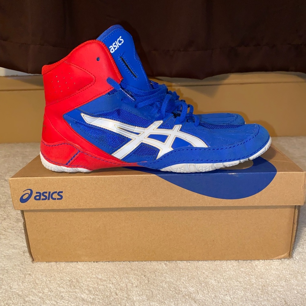 ASICS wrestling Cael V8.0 shoe